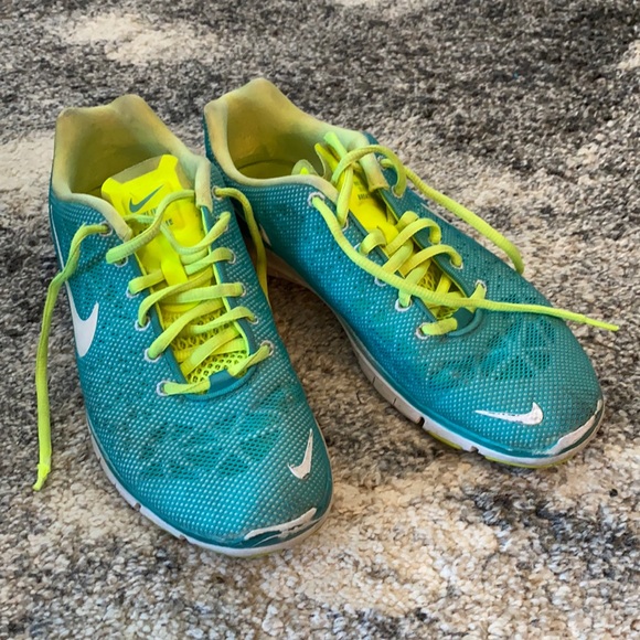 Nike Free TR Fit 3 (8.5) - Picture 1 of 5
